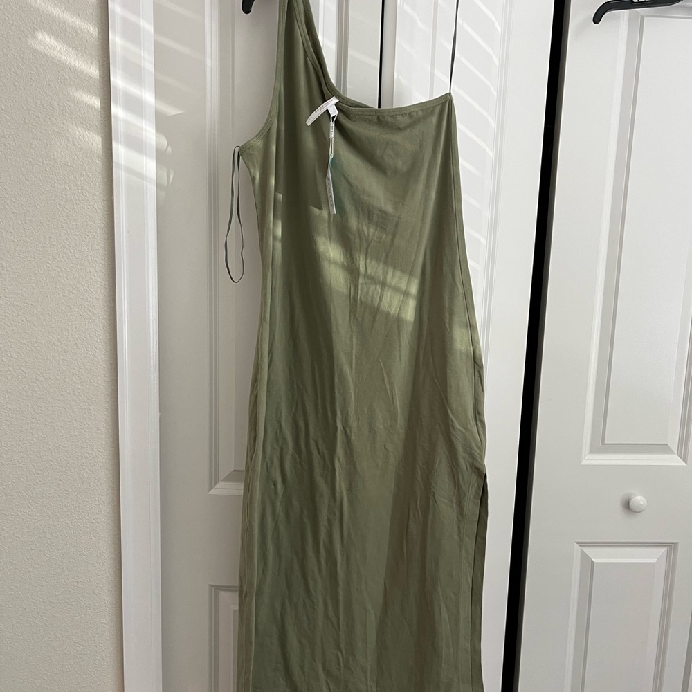 Seafolly dress size l nwt lovely for summer one shoulder style stretchy light